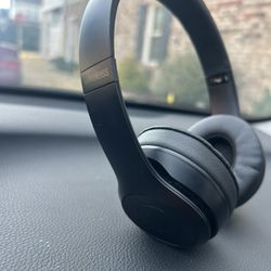 Beats Solo 3