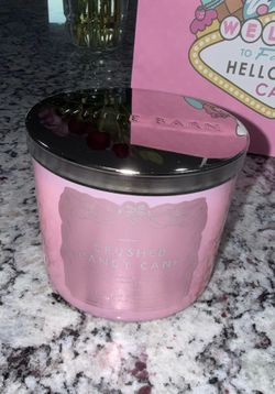 Bath And Body Works Crushed Candy Cane 3 Wick Candle 14.5 oz