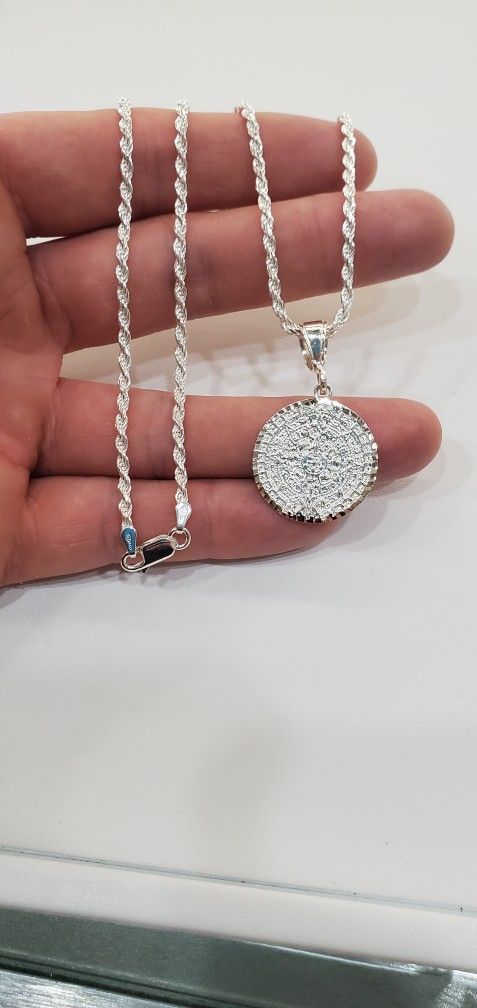 Small Aztec Calendar With 18 Inch Chain