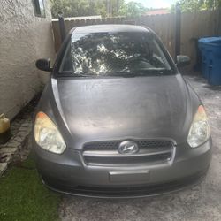 2010 Hyundai Accent