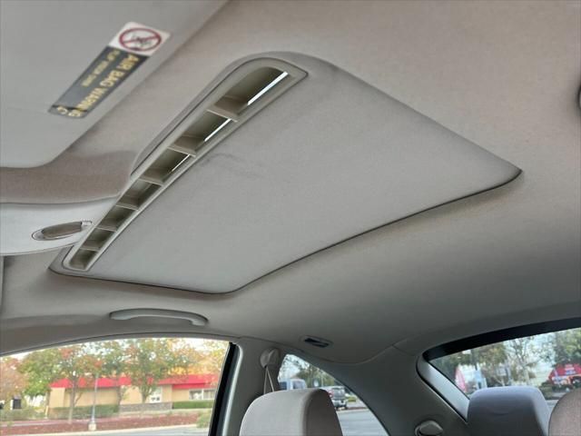 2005 Volkswagen New Beetle Coupe