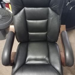 Broyhill Office Chairs