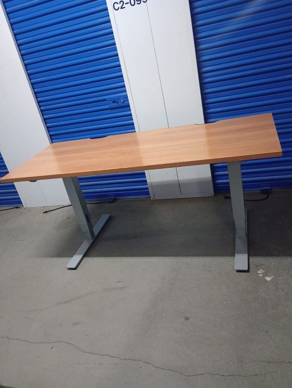 Electric Sit And Stand Ergonomic Desk By Haworth 