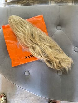 NAYOO Beige blonde to platinum about 12-13 in. Sale for $16. Brand new.