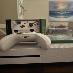 Xbox One S (WITH 2 controllers & 2 games)
