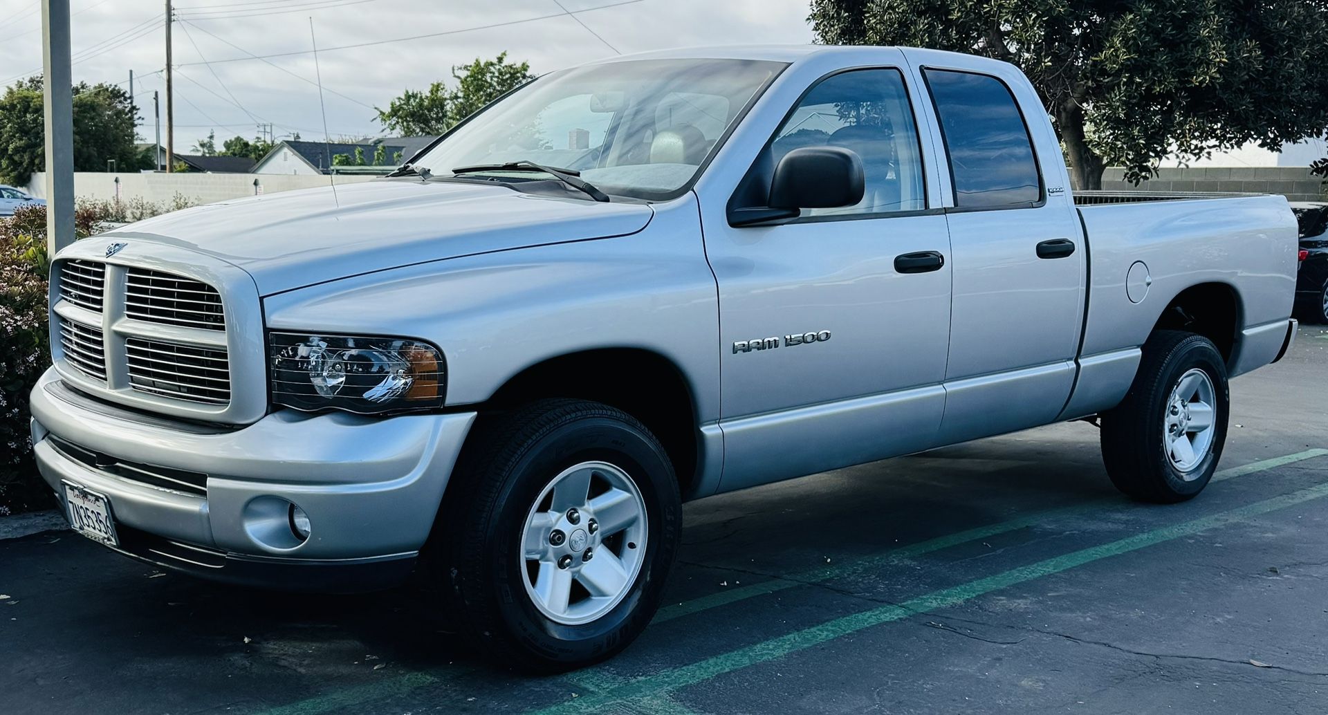 Dodge Ram 1500 Quad Cab V-8 4x4 123,000 Miles 