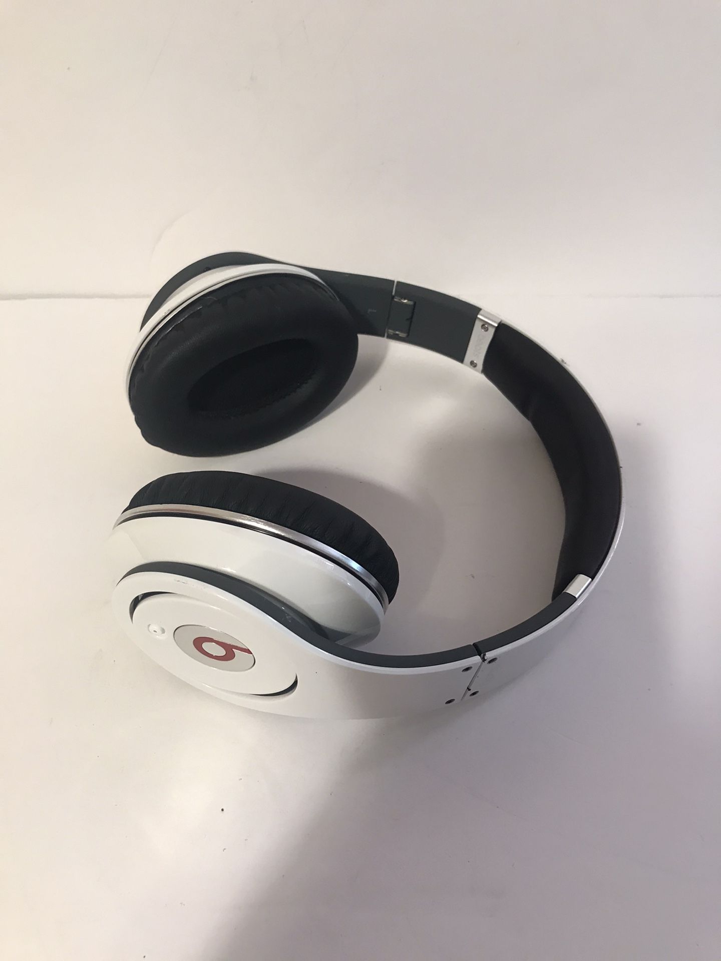 Beats by Dr. Dre Studio1 WIRED Headband Headphones - white
