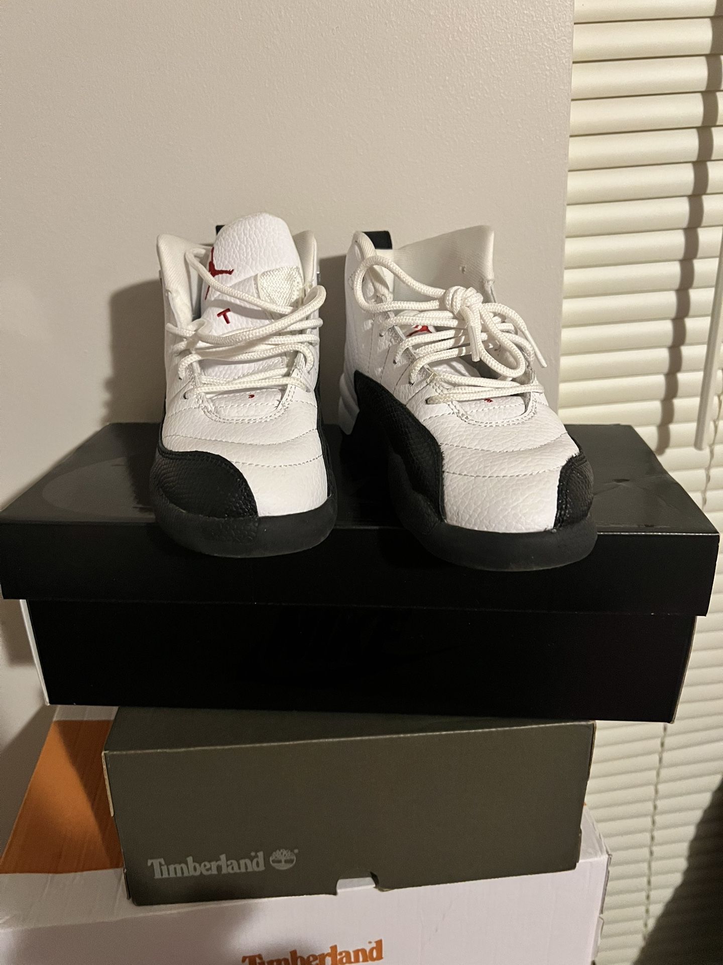 Black and white 12’s size 1 kids