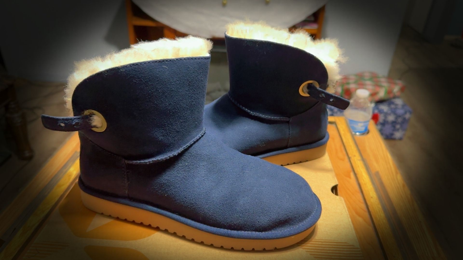 UGG BOOTS