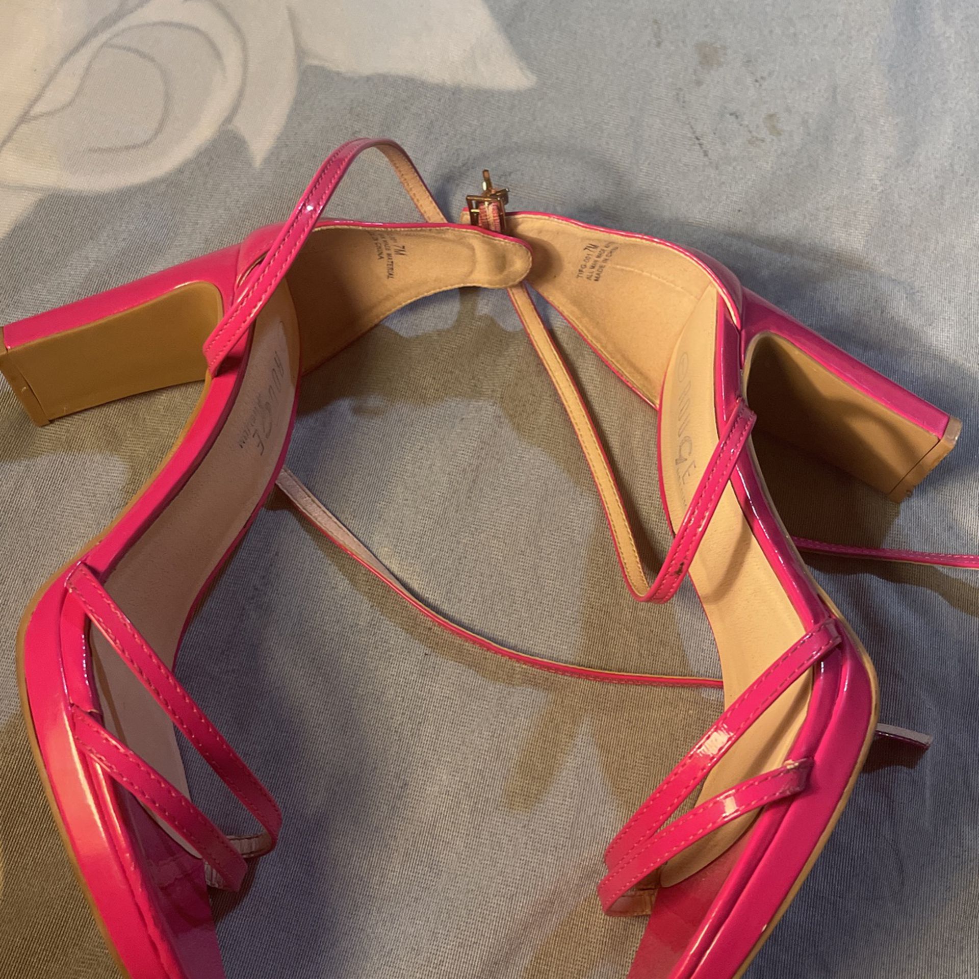 Woman’s Pink Heeled Sandals 