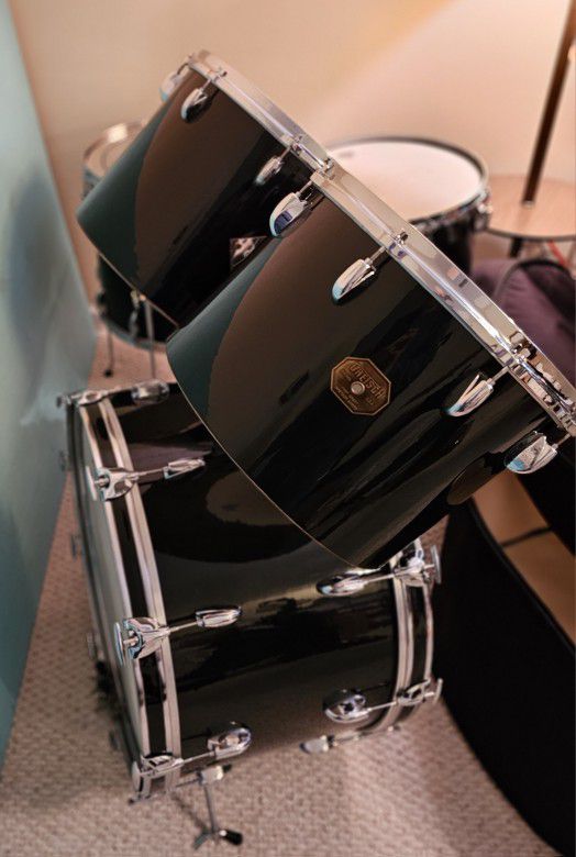 Gretsch 1970s Five Piece Drum Set (No Stands Or Cymbals)