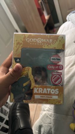 Kratos youtooz target edition god of war limited pieces