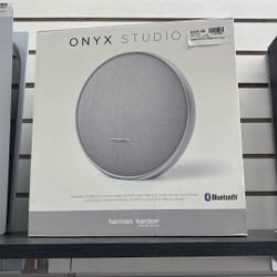 Onyx Studio 9