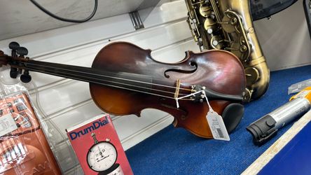 Acoustic Violin with Strings