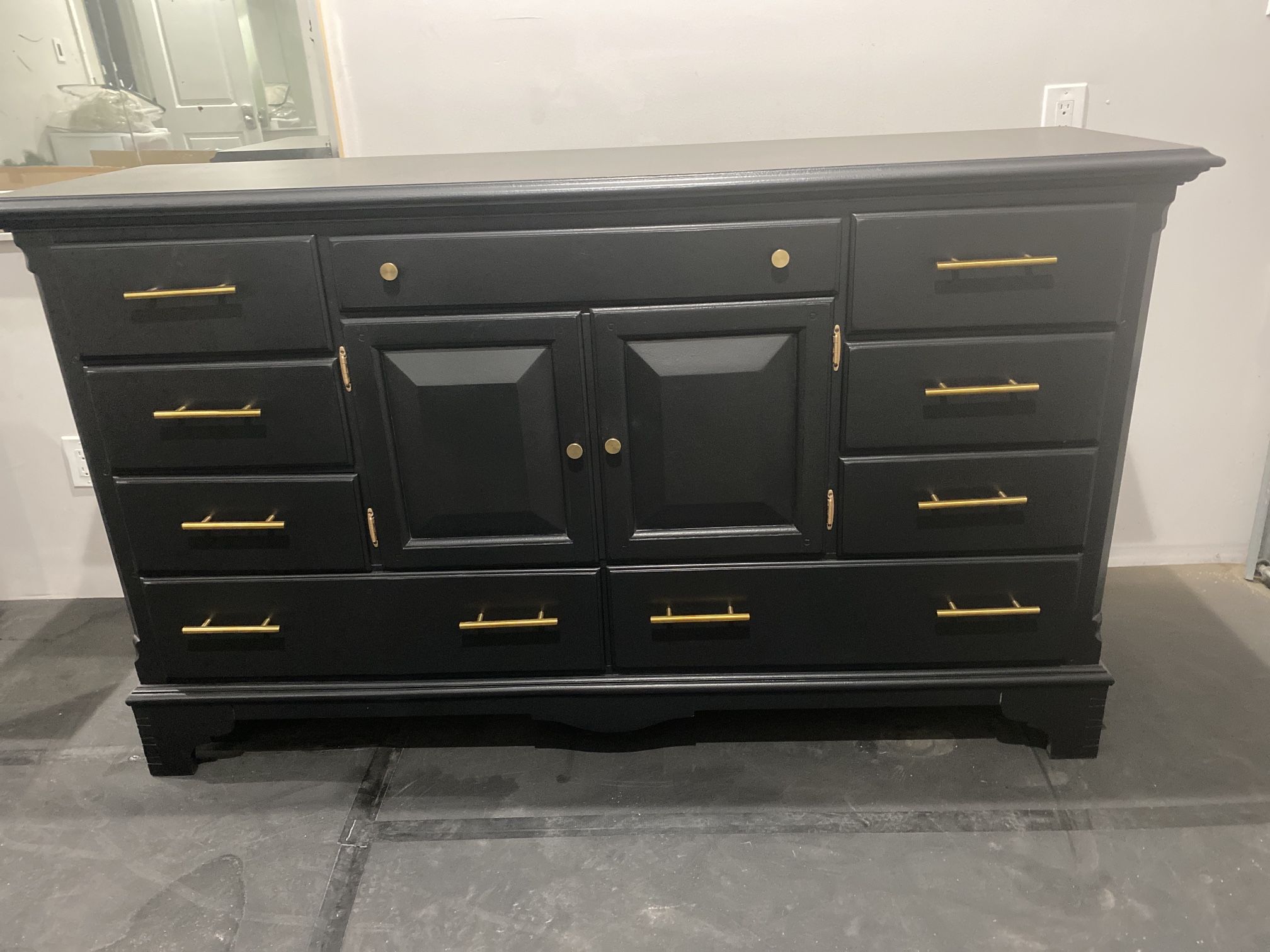 Broyhill Dresser