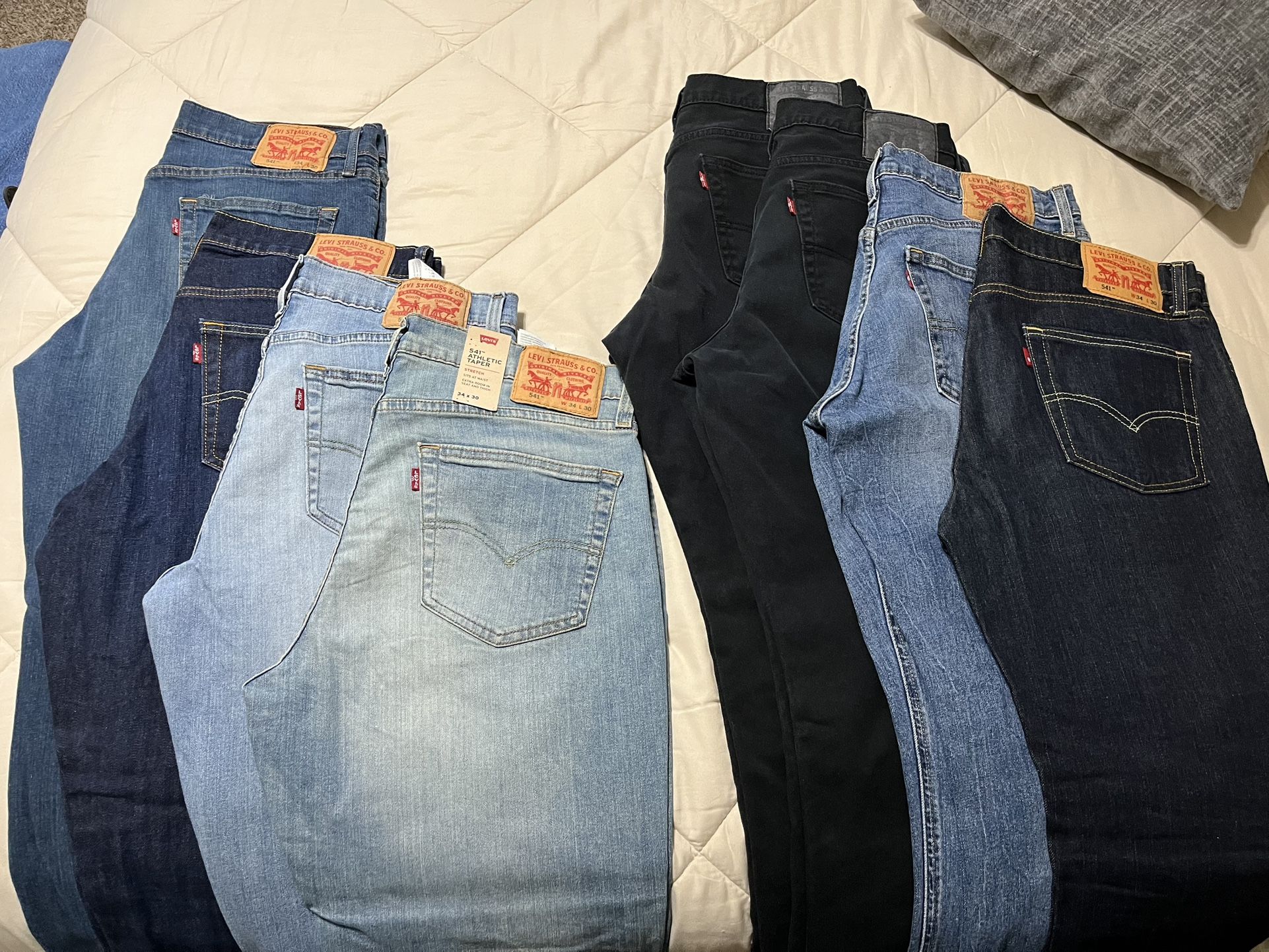 Levi’s Athletic Taper