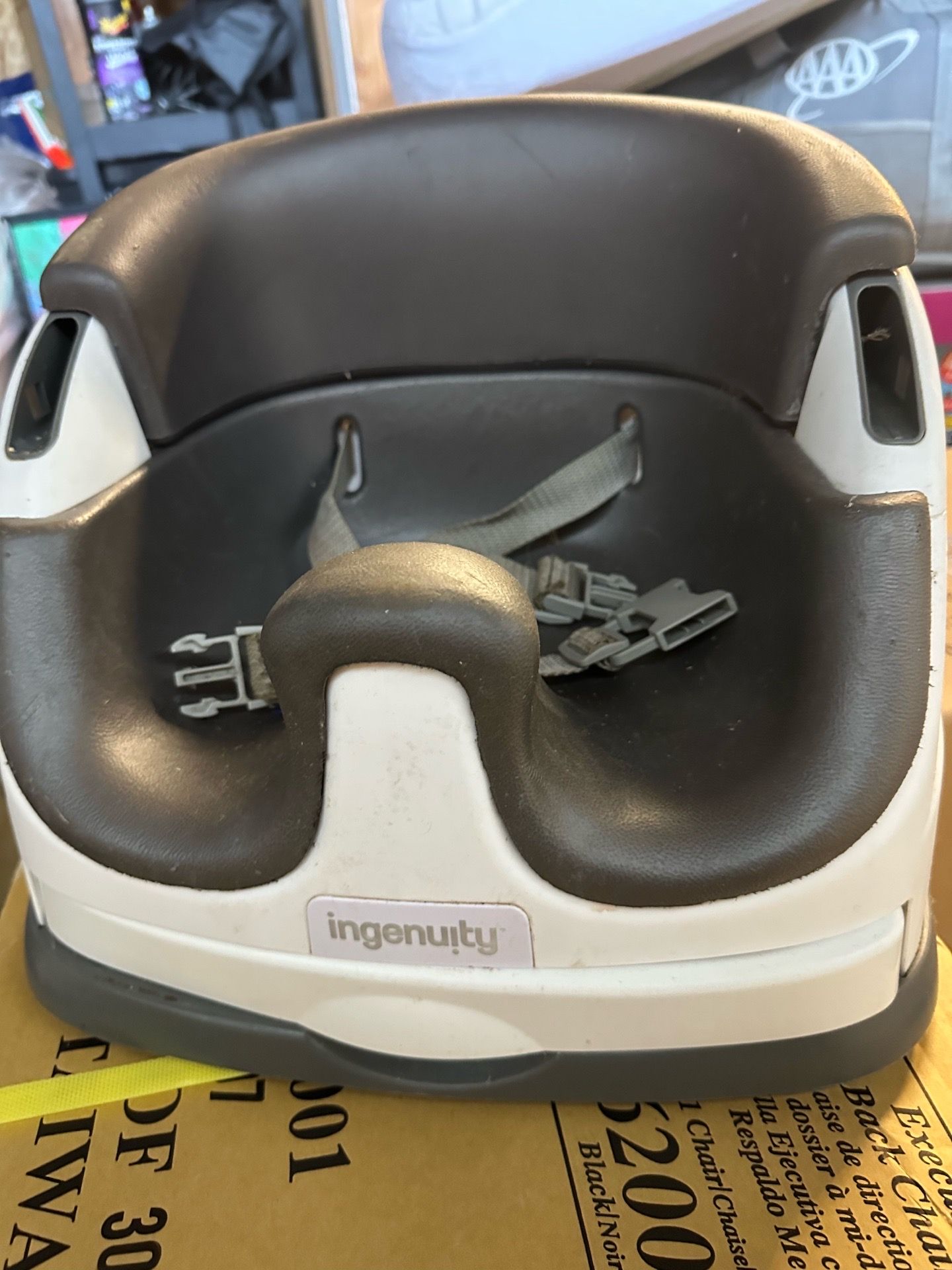 Ingenuity - Baby/toddler booster seat for chair