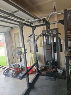 WORKOUT CAGE