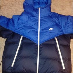 Nike Puffer Jacket 