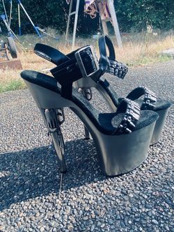 Pleaser BondGirl Pistol Platform Heels