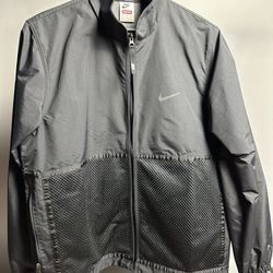 Supreme Nike Trail Running Jacket Size M 