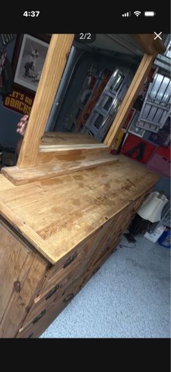 Dresser
