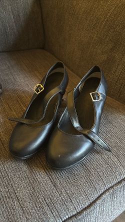 Girls foklorico shoes