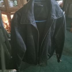  Roundtree & Yorke Size M Leather Jacket Very Nice