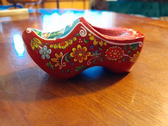 Small Holland Clog Pencil Sharpener Souvenir 