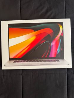 MacBook Pro 16"