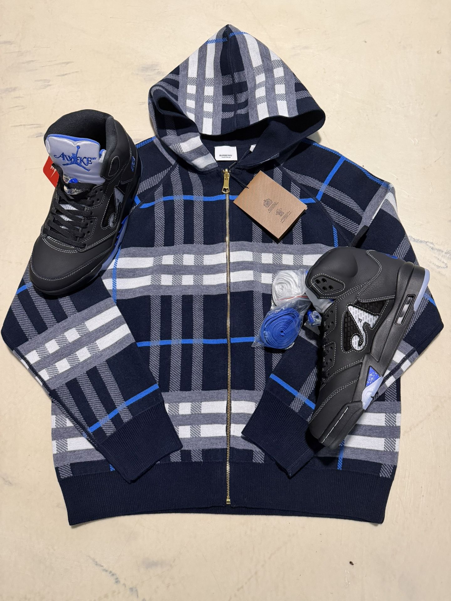 Burberry Hoodie And Jordan Set