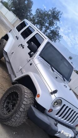 Jeep Wrangler Sahara 4x4