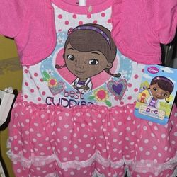 Tengo Estoy Vestidos Y Blusas De Disney Y Nickelodeon,  Diferentes Taman̈os $7 Los Vestidos Y $4 Las Blusas  Tanbien Vendo Por Mayoreo Si Les Interesa