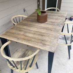 Outdoor/Indoor Wooden Table