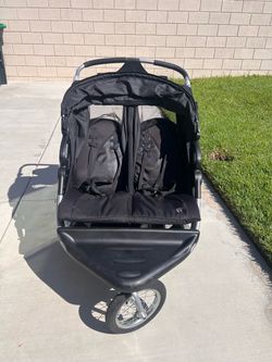 Double Jogging Stroller Black