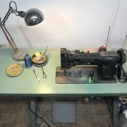 Singer Commercial Machine