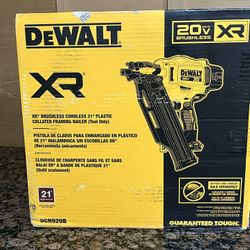 AMAZING DEWALT 21 DEGREE NAIL GUN 