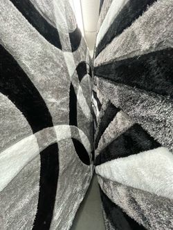 Gray and Black Shaggy Area Rug