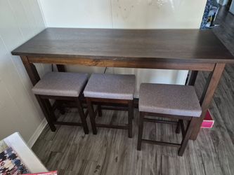 Bar Height Table with 3 Stools