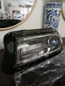 2015-2022 dodge charger mopar drivers side only Headlamp Headlight new $900 brand new charger headlamp