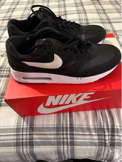 Air Max size 10 men’s