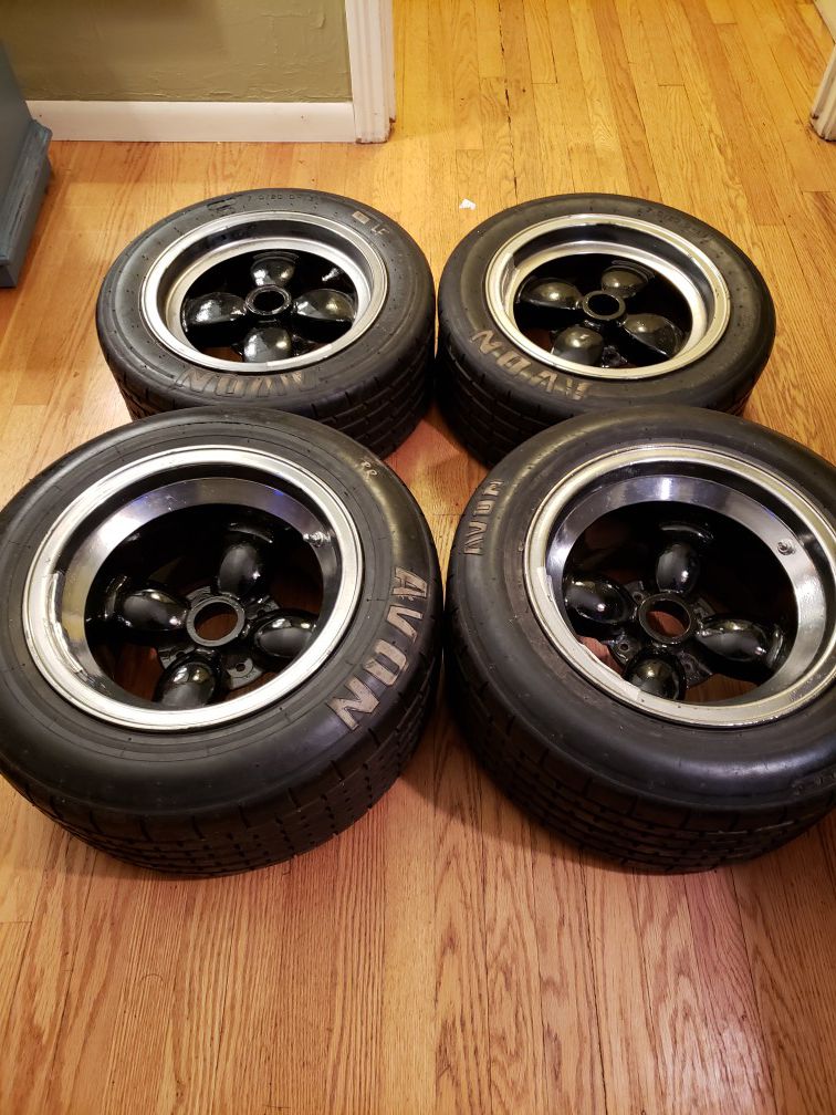 Rare vintage american racing magnesium libre wheels with Avon Billboard racing tires