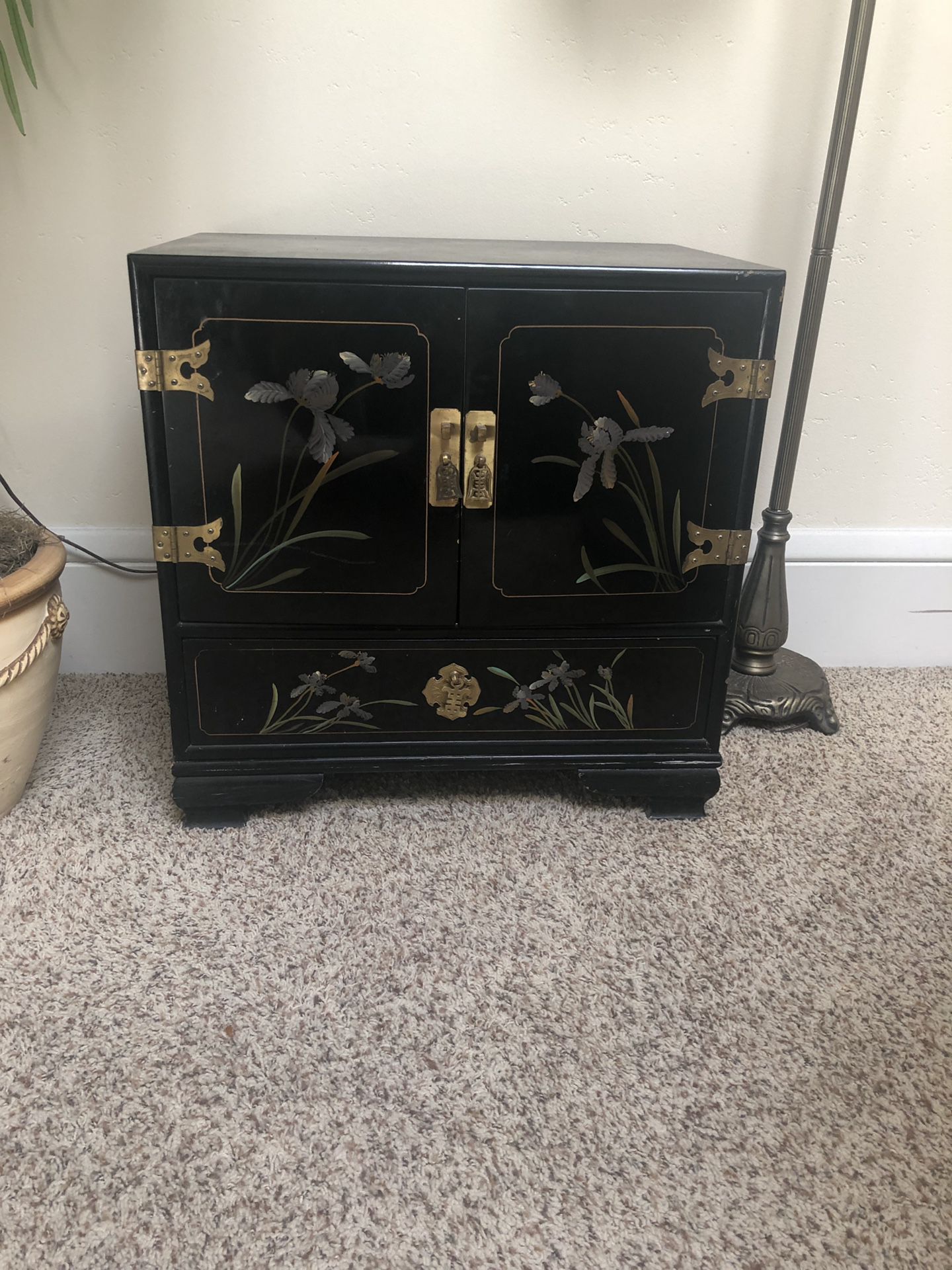 Lovely Asian small cabinet or end table