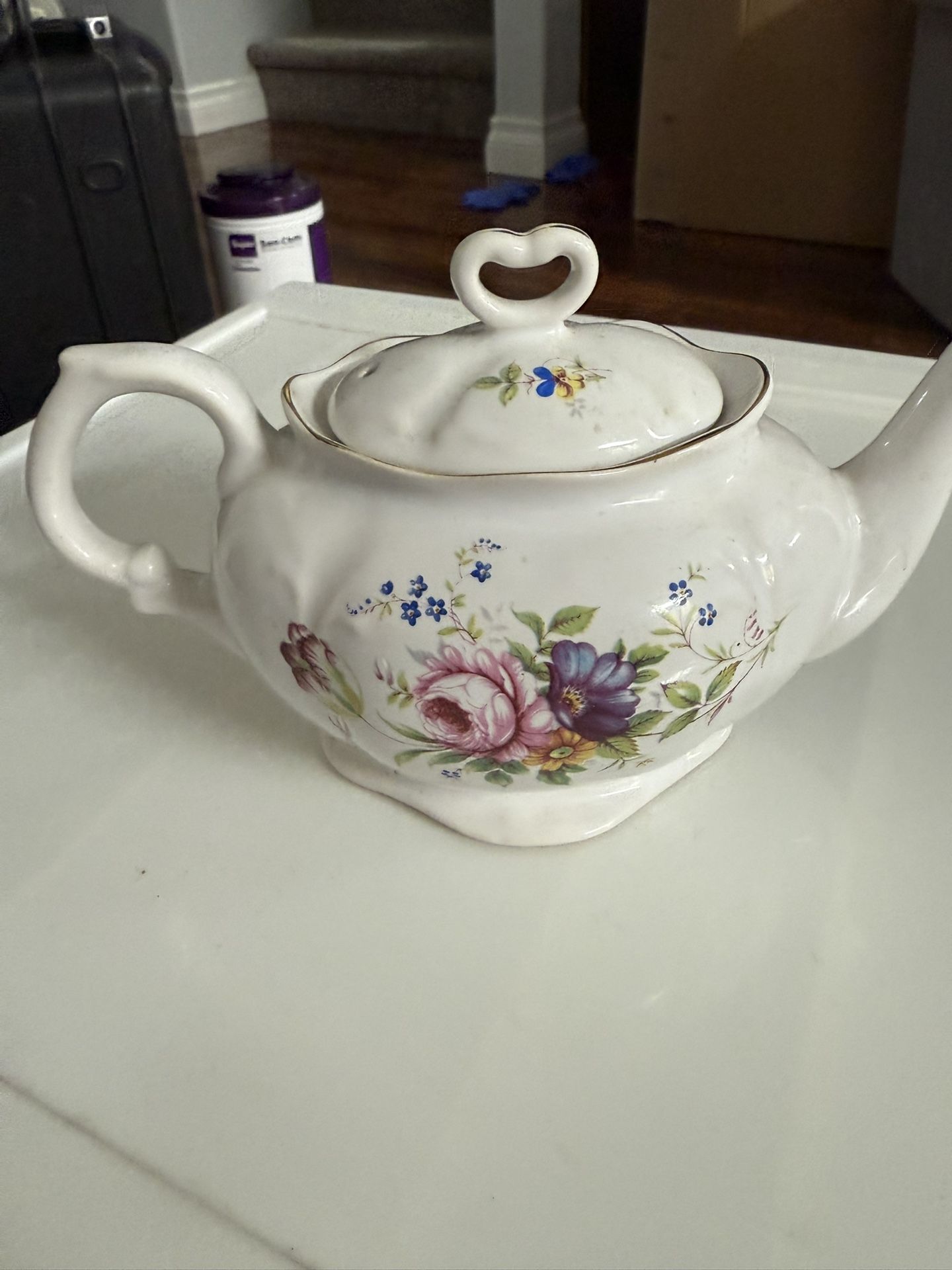 Vintage English Porcelain Teapot – Made in England – Floral & Gold Trim