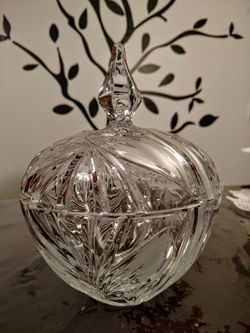 Crystal Dish With Lid
