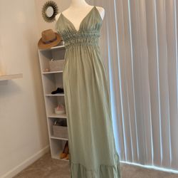 Long green dress with straps