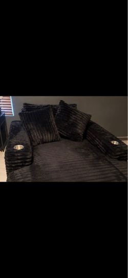 Black Oversized Chaise Lounge with Cup Holders