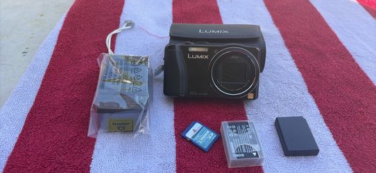 Panasonic LUMIX DMC-ZS25 Camera