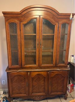 Free Buffet China Cabinet