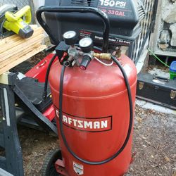 33 Gallon Craftsmen Air Compressor 